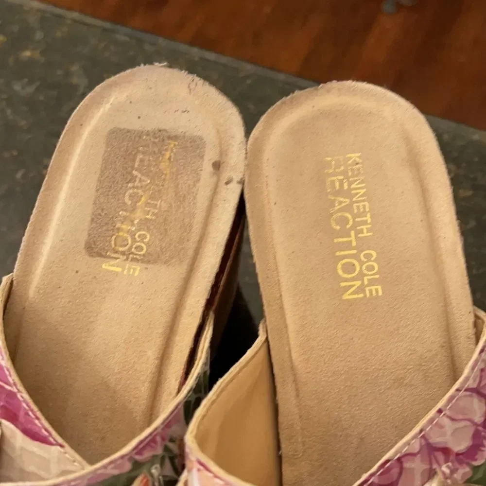 Kenneth Cole 